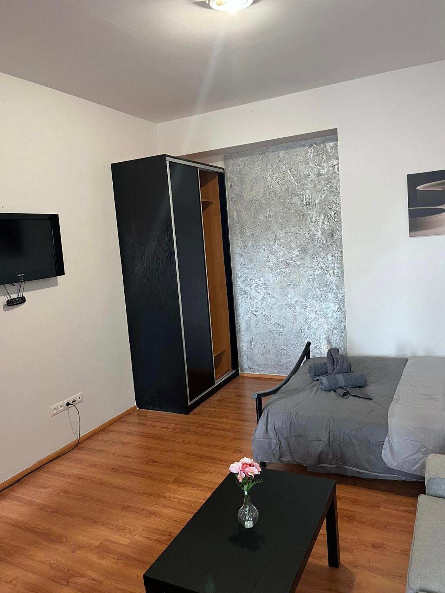 1St Plaza Apartment Bratislava Exterior foto